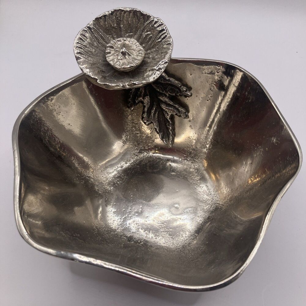 Star Home Juliet Petal Tidbit Trinket Candy Silver Metal Bowl Applied Flower Rim
